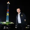 Emil Dardak Kisah Profil Prestasi Arumi Bachsin