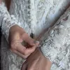 Luna Maya, kebaya, makeup, paes, akad nikah