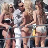 Leonardo DiCaprio, Pesta Bikini
