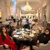 Erin Trygina bersama sahabat