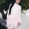 Jisoo Blackpink Pakai Rok Pink