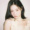 Jung Chaeyeon, Seimbang Feminin-Tegas