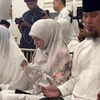 Maia Dhani Mulan berdoa