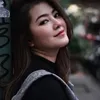 Istri Zumi Zola Sherrin Tharia Lepas Hijab