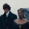Margot Robbie dan Jacob Elordi memerankan tokoh Catherine dan Heathcliff dlam WUTHERING HEIGHTS