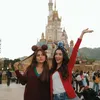 Marsha Aruan liburan ke Disneyland Hongkong.