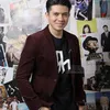 Masih Ingat Sederet Rekan Duet Tampan Melly Goeslaw Berikut Ini?