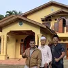 potret rumah Haji Faisal di kampung.