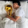 Rizky Febian tidur bareng piala Bahkan Voli