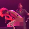 Bagaimana tidak, aksinya saat perform, Sophia Urista melakukan aksi panggung yang nggak biasa dengan membuka celana di atas penonton laki-laki yang sedang tidur di atas panggung.