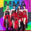 K-Pop Outfit Merah