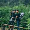 Ammar Zoni dan Aditya Zoni hiking