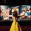 Momen Cinta Laura di Premier Film AGEN +62