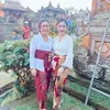 Uut Permatasari tampil menawan