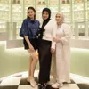 Momen Kesha Ratuliu Quality Time Bareng Syifa Hadju dan Margin Wieheerm