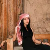 Wendy Walters bergaya bak wanita timur tengah.