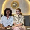 Momo berambut panjang