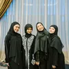 Rebecca Klopper Pakai Hijab