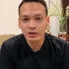 Potret Ben Joshua yang Dekat dengan Keluarga Kecilnya