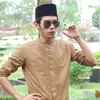 Pemakaman Ayah Tyas Mirasih