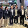 Nagita Slavina pakai jas hitam