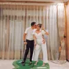 Ayu Dewi dan Regi Datau