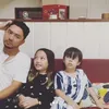 Omesh dan Dian Ayu Lestari Umumkan Kehamilan Pada Anaknya