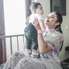 Krisdayanti Momong Baby Ameena