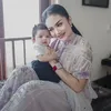 Krisdayanti Momong Baby Ameena