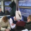hal-hal unik di subway, foto unik, foto aneh