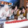 Nia Ramadhani tiup lilin ulang tahun