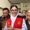 Nikita Mirzani pakai rompi tahanan