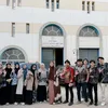 Oki Setiana Dewi dan mahasiswa Al Azhar