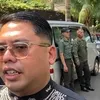 Manajer Olla Ramlan Diwawancara Awak Media