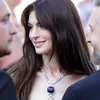 Anne Hathaway Cannes Red Carpet Cantik
