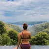 Potret Marion  Jola Liburan di Nusa Penida