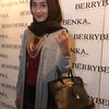 Fashion Kasual Selebriti
