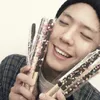 Park Bo Gum Pegang Pepero