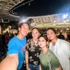 Artis Nonton Coldplay