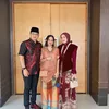 Pasha Ungu Kondangan ke Palu Anak Cantik