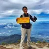 seleb yang suka naik gunung, seleb pemberani