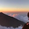 seleb yang suka naik gunung, seleb pemberani