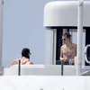 Kendall Jenner - Harry Styles Ciuman
