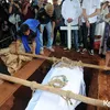 Pemakaman Ireng Maulana