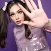 Pemotretan Celine Evangelista