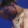 Pemotretan Dimas Beck Topless dan Pamer Abs