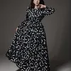 Pemotretan Park Shin Hye Setelah Melahirkan