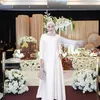Aurel Hermansyah pakai dress panjang