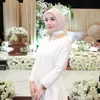 Aurel Hermansyah pakai hijab