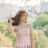 Cassandra Lee tampil cantik